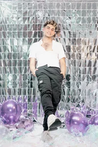 A new gif 4u de MrWilliseo  6 photos