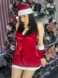 Agatha_Leon_ merry christmas 💋.🎄 Foto 4