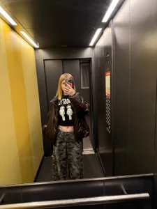 StaciDrier mee  5টি ছবি