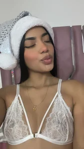 Kloe-squirts: MERRY CHRISTMAS ( фото)