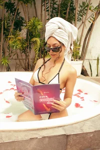 dulce_harmonny Jacuzzi with a Naughty Twist 🥵 รูป  8