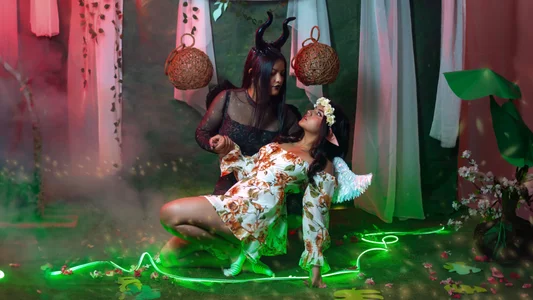 Lilith_and_Khloe 🎃 HAPPY HALLOWEEN 🎃 Pic 6