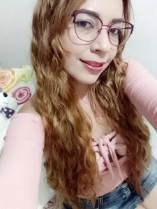 HoneyLeslie Public Foto 6