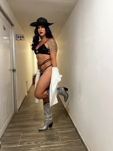 AshlyBetancurXのI am beautiful as the nightの枚の写真