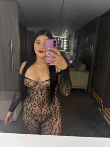 Hailey-Fox For you 💋 Pic 4
