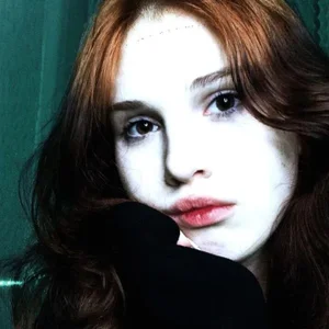 excited-kristi Public Poză