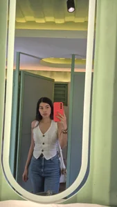 IrisBound Public зображення