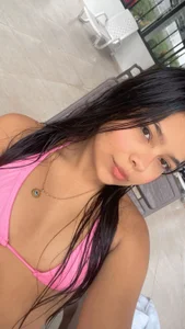 lizycarter Sexy Bikini Tease Bilde