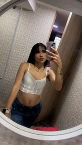 sophie_parissの😍😍の 3枚の写真