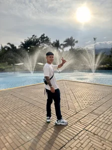 ErosKhaosのPublicの枚の写真