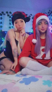 the_lesbian_game Merry christmas Pic 2