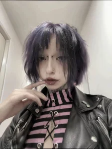 nyx_0_0_ Public Foto