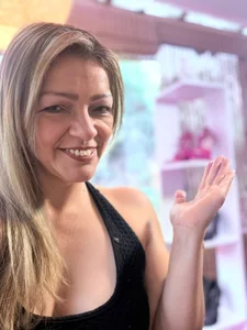 CarolMissOficial Would you like to have sex with me outdoors? Pic 3