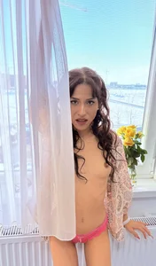 ElaraSynn Nude Gifts Pic 3