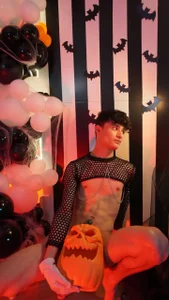 Patrick_Howland_ Halloween Photos 🎃 Pic
