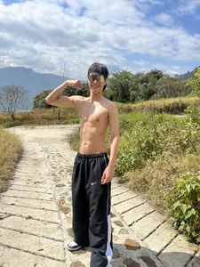 facebaby1 WALKING DAY!☀️🍃 Pic 5