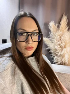 Alicia_Wood Public slika 2