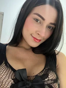 meli_jones69 Meli Jones 🍓 Pic