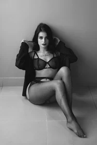 Victoria_Blake_の💕の枚の写真