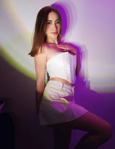 chloe_rockss_ In the shadow 🖤🌺 صورة واحدة|chloe_rockss_ In the shadow 🖤🌺 صورتان|chloe_rockss_ In the shadow 🖤🌺  2 صور|chloe_rockss_ In the shadow 🖤🌺  2 صورة