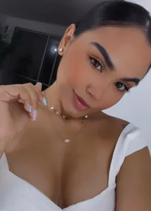 innocentlady_ Public  4. fénykép