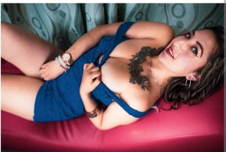 Miis_sara_ blue sexy Pic