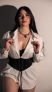 AnnieMartinez Public Pic 3
