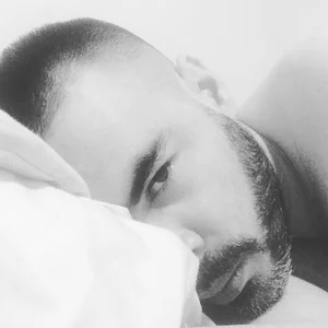 Sanders_White Black Key Pic 2