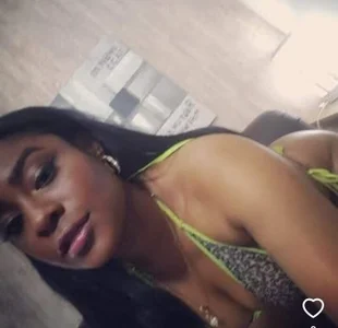 Laylasummer1 Public Pic 5