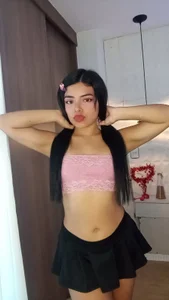 tara_dl jojo¨s pose👣🦐 Pic