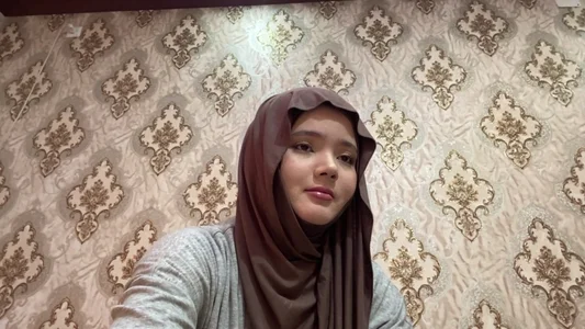 KatepleaurxoPhotos from streams图片 9