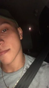 Public de ethan_dalton_  4 Imagens