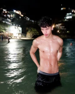 Angelligth beach at night Hình 2