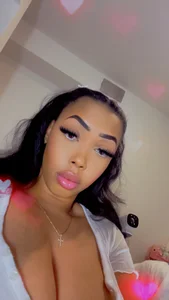 kourtney4lov3: Public ( 6 фото)