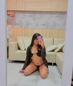 SophieHarris_ Sexy Sophie Pic