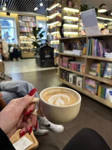 KissMissAngela manicure Pic 5