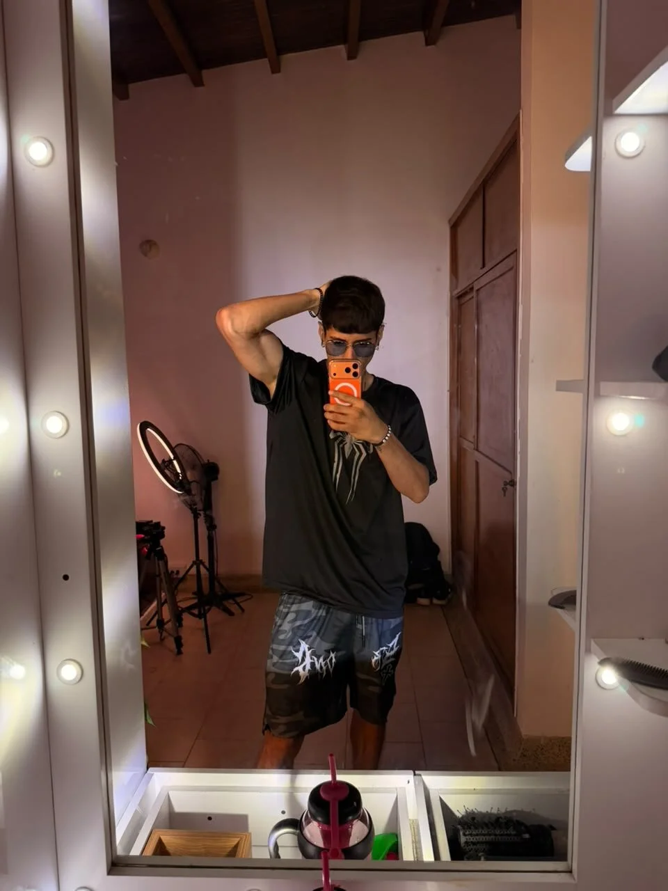 Dark_Valentino_ Trending Plaatje 3080