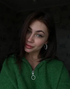 Roxy_Smith_ Look in my eyes ❤️ Pic 3