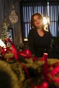 2025 de NicoleMun  Imagens