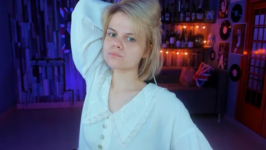 EllieMurler natural beauty Pic 3