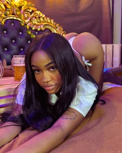 JulitPink 🍺 Oktoberfest Party 🍻 Pic 5