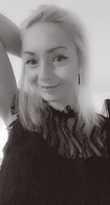 BetterThanYourEx69 Selfies  8টি ছবি