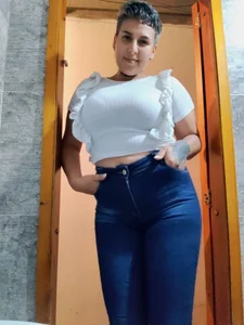 Yessi_rousse Public 사진 2