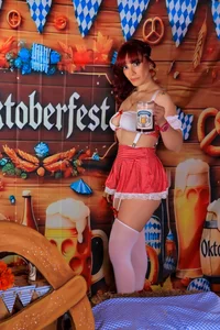 Enjoy the oktober fest party with me od zzoe_  8 snímek
