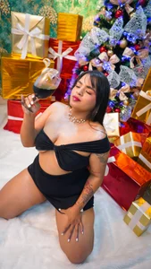 Karina_Andrade Jingle Bell Rock Pic 2