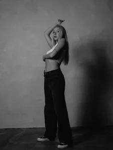 pureeangel black and white Pic 3
