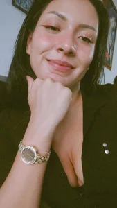 MayaBellucci Public Gambar 3