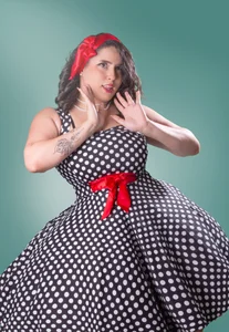 Karmilla_Rosse 💋80's Vibes! Pic 2