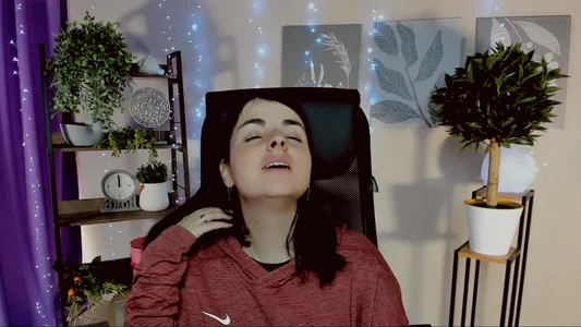 MartaEdams "In the end, the sharpest weapon is a kind and gentle spirit." Immagine  3