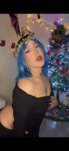 sofi_bakerr kullanıcısının Christmas surprise, I'm going to be your small deer ! enjoy me ¡🎄 albümü -  5 fotoğraf